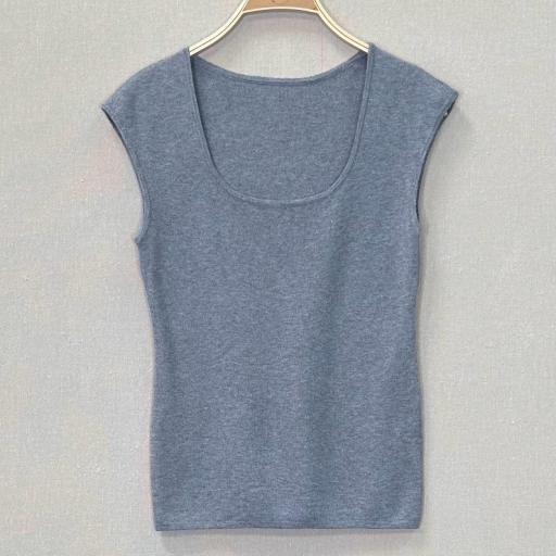 BLUSA  DE PUENTO MAGA CORTA CON CUELLO CUADRADO   [1]