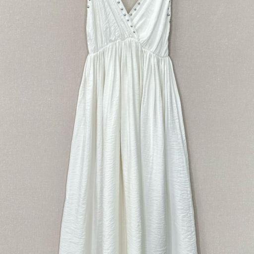 VESTIDO MAXI DE ESTILO IMPERIO CON DETALLES DE TACHES [3]