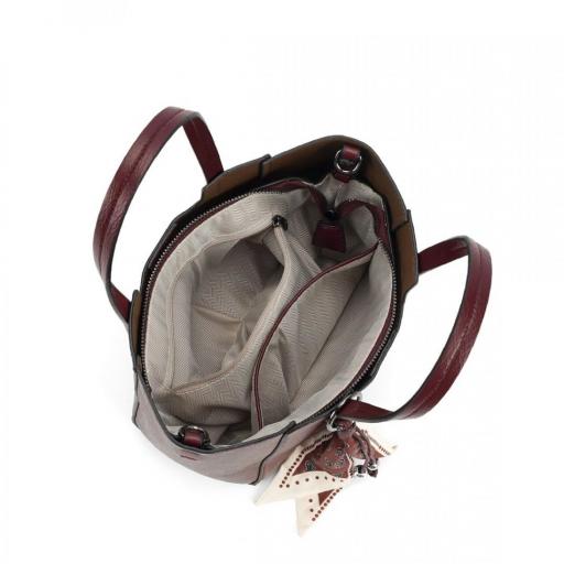 BOLSO DE MANO PIEL CON FORRO INTERIOR [1]