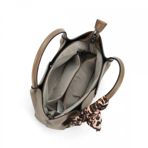 BOLSO DE MANO PIEL CON FORRO INTERIOR [2]