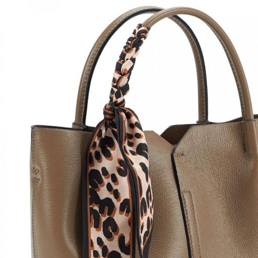 BOLSO DE MANO PIEL CON FORRO INTERIOR