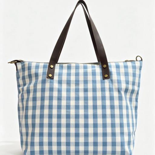  BOLSO CON SIERRE Y ASA DE COLOR NEGRA  [2]