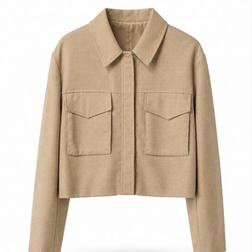 CHAQUETA CORTA, DE ESTILO CASUAL CON BOLSILLOS FRONTALES  [0]