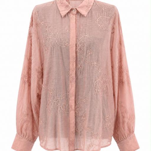CAMISA CON BORDADO SUTIL