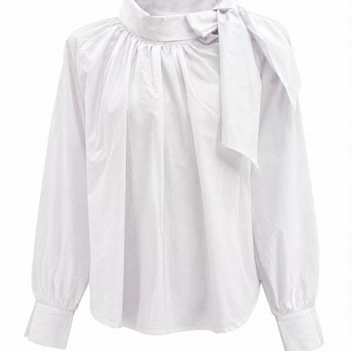 BLUSA CON LAZO EN EL CUELLO  [1]