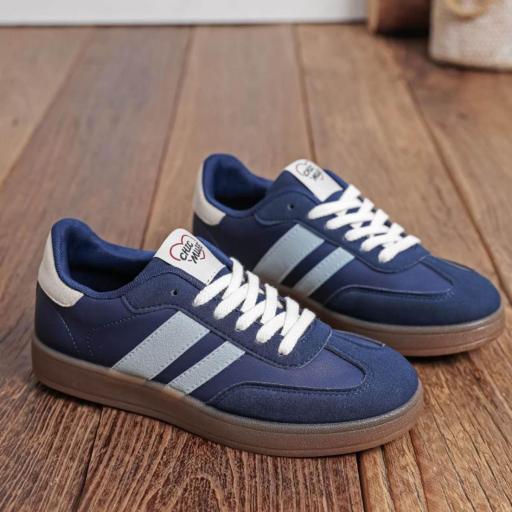ZAPATILLAS CASUALES CON DETALLES CON SUELA DE GOMA