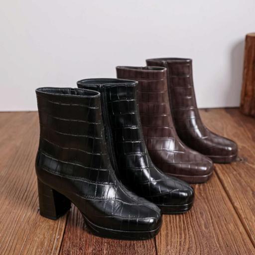 BOTIN CASUAL POLIPIEL TACON CUADRADO [2]
