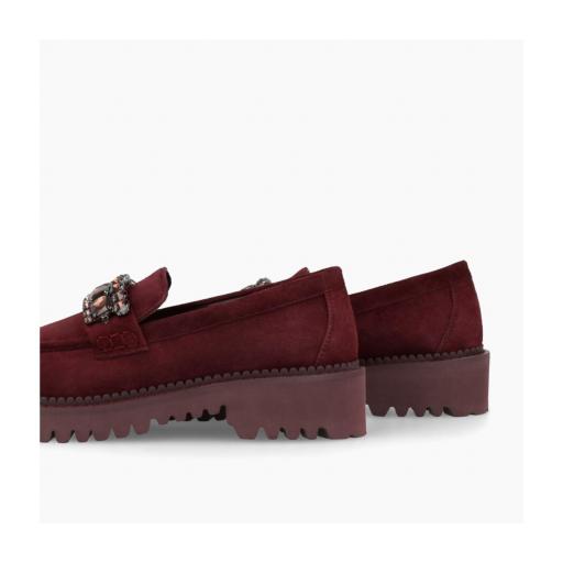 Mocasín ante burdeos con pedrería de Lodi [3]