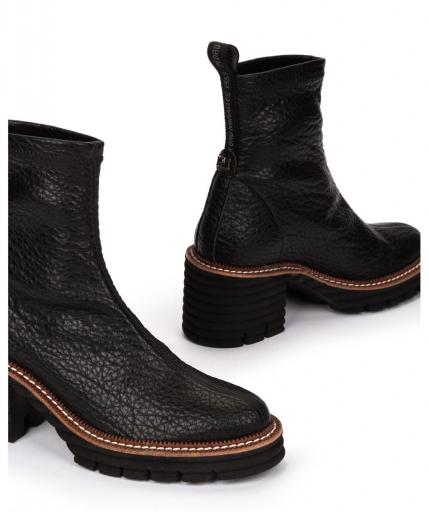 Botines de mujer en tejido elástico de Pedro Miralles [3]