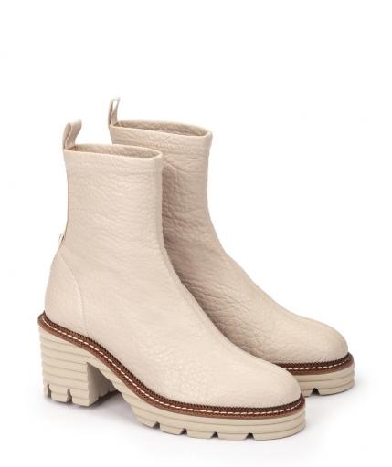 Botines de mujer en tejido elástico de Pedro Miralles [1]