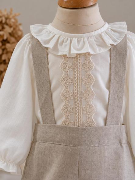 Conjunto de bautizo bebé Eva Martínez con peto de lino y manga larga [3]