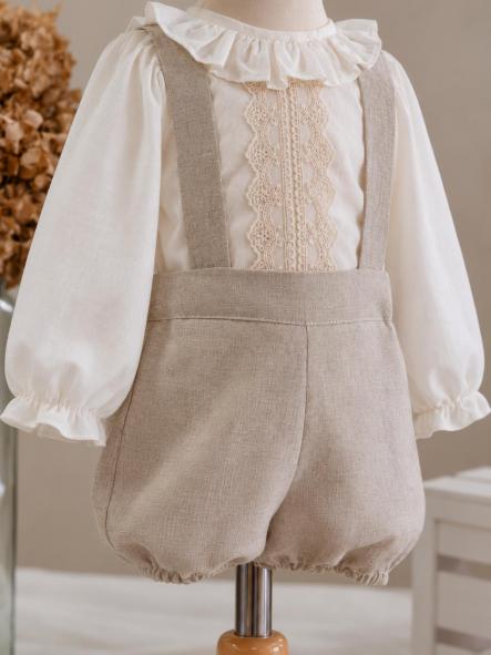 Conjunto de bautizo bebé Eva Martínez con peto de lino y manga larga [5]