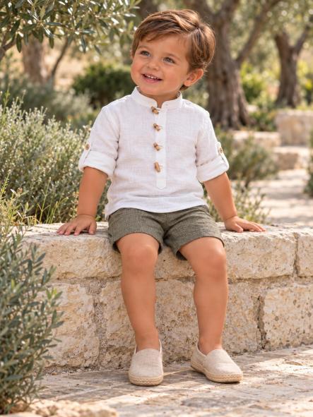 Conjunto de ceremonia bebé y niño Nekenia · Camisa blanca y pantalón verde oliva [2]