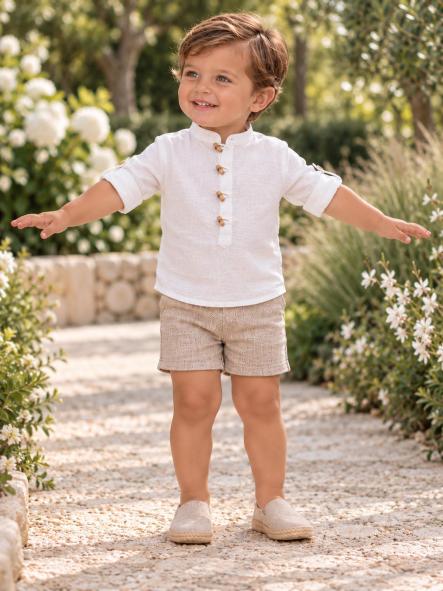 Conjunto de ceremonia bebé y niño Nekenia · Camisa blanca y pantalón beige [1]