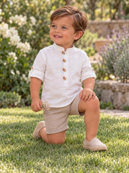 Conjunto de ceremonia bebé y niño Nekenia · Camisa blanca y pantalón beige [3]