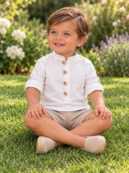 Conjunto de ceremonia bebé y niño Nekenia · Camisa blanca y pantalón beige [4]