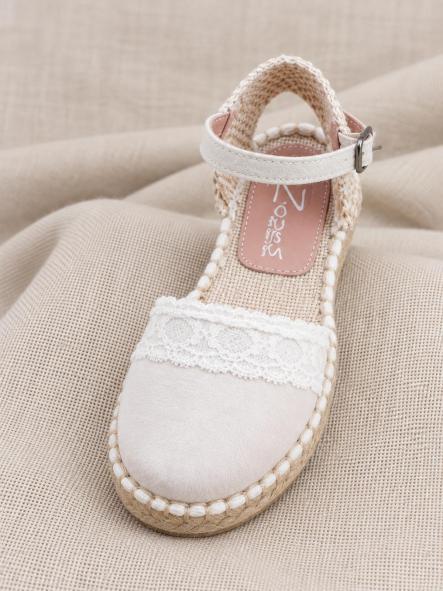 Esparteñas de comunión y ceremonia Zoysan en velour crudo con puntilla [3]