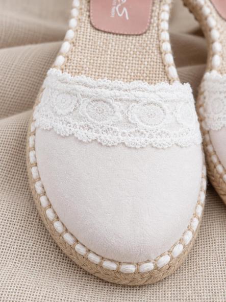 Esparteñas de comunión y ceremonia Zoysan en velour crudo con puntilla [4]
