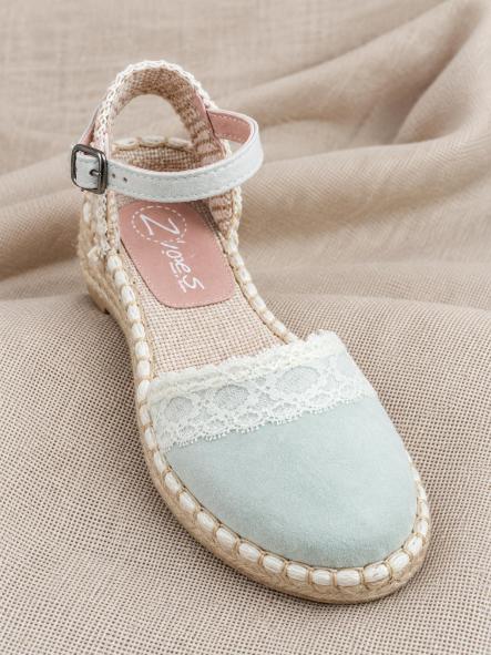Esparteñas de comunión y ceremonia Zoysan en velour verde agua con puntilla [2]