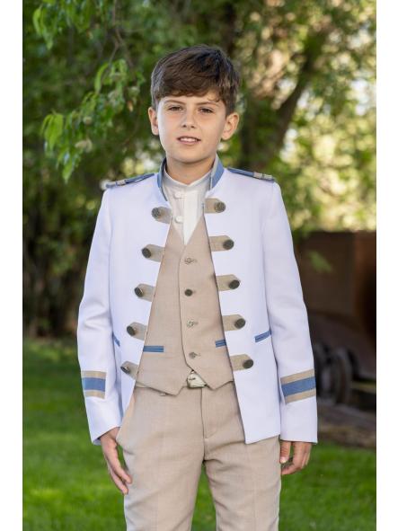 Traje de comunión niño Eslora Treviso 2027 con blassier blanco y pantalón arena [0]