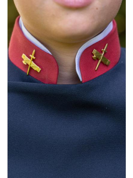 Detalle traje Guardia Civil comunión Eslora BAS003AL 2027 con forrajera y hombreras doradas [2]