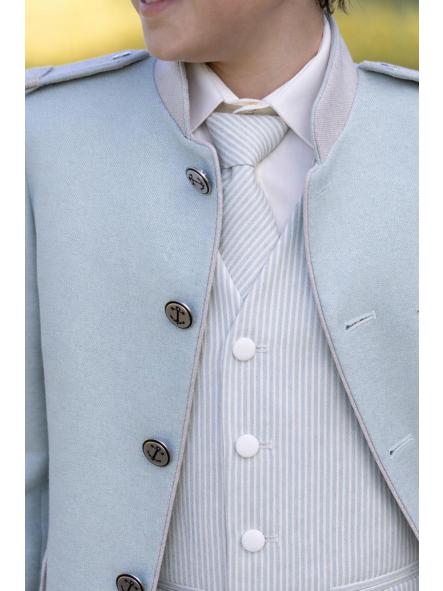 Detalle traje almirante Eslora Burdeos 2027 chaleco y corbata [1]
