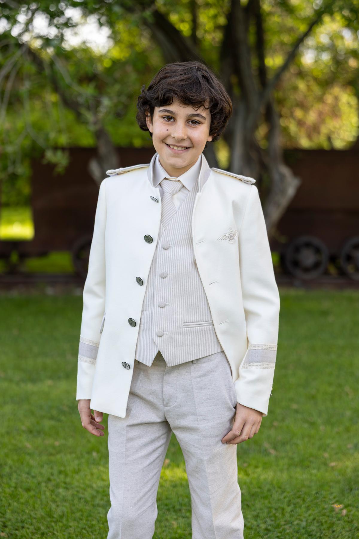 Traje almirante de comunión niño Eslora Córcega 2027 marfil y beige
