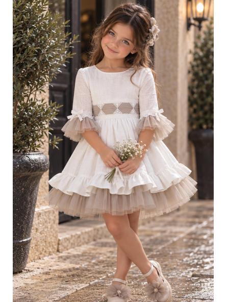 Vestido de ceremonia y arras para niña Nekenia en blanco roto y beige, vista frontal [0]