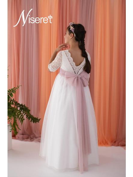 Espalda vestido de comunión Niseret 5826 con escote en V y gran lazada rosa [1]