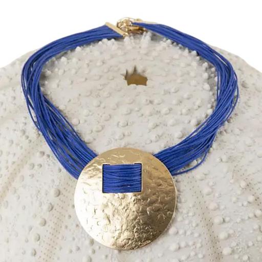 COLLAR CORDÓN Y MEDALLÓN LATIDO [4]