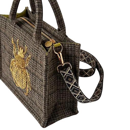 BOLSO TOTE LATIDO CON ESCARABAJO BORDADO [1]