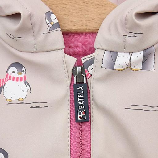 CHUBASQUERO CAPA BEBÉ PINGÜINOS BATELA [2]