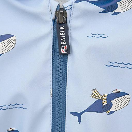 CHUBASQUERO CAPA BEBÉ BALLENAS BATELA [3]