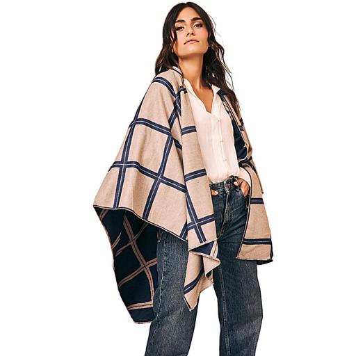 PONCHO REVERSIBLE CUADROS