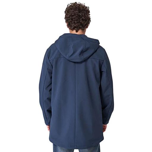 CHAQUETA SOFTSHELL HOMBRE CON CAPUCHA BATELA [2]