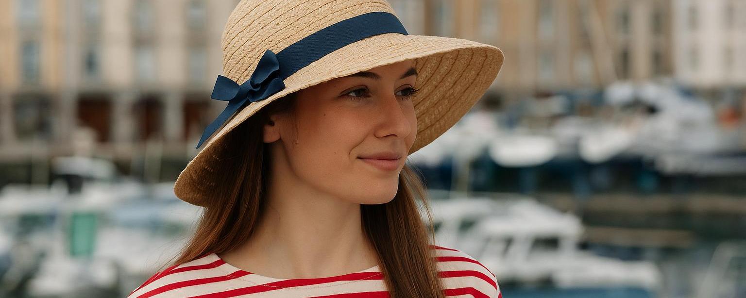 SOMBREROS Y GORROS CON ESTILO PARA MUJER