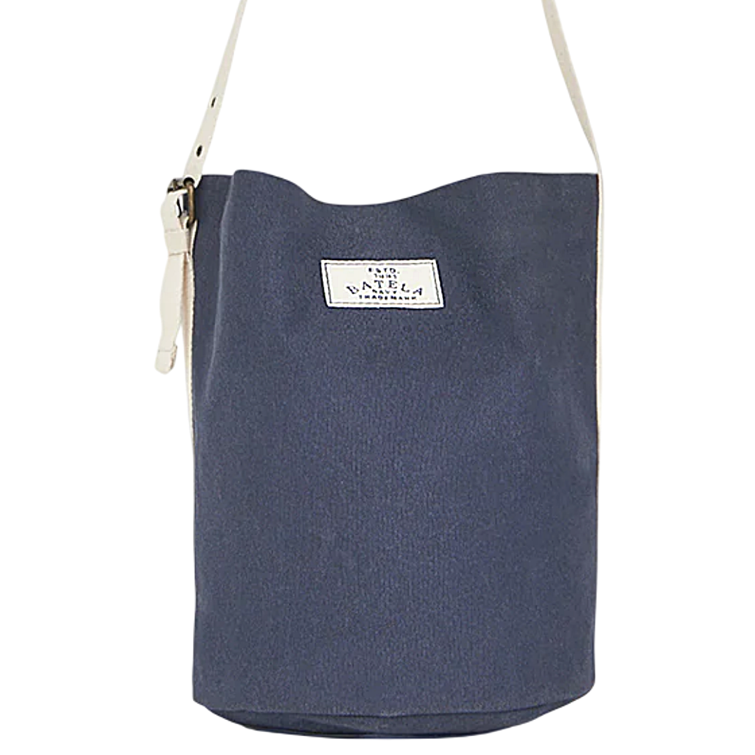 Bolso saco de algodón Batela D7274 con correa ajustable disponible en azul marino coral y verde agua