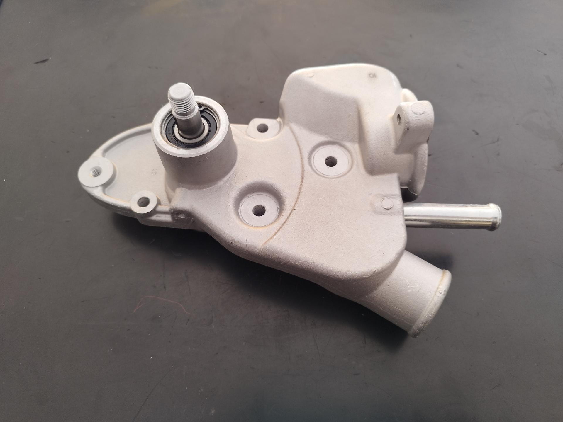BOMBA DE AGUA FORD SCORPIO GRANADA SIERRA PEUGEOT 505 DIESEL