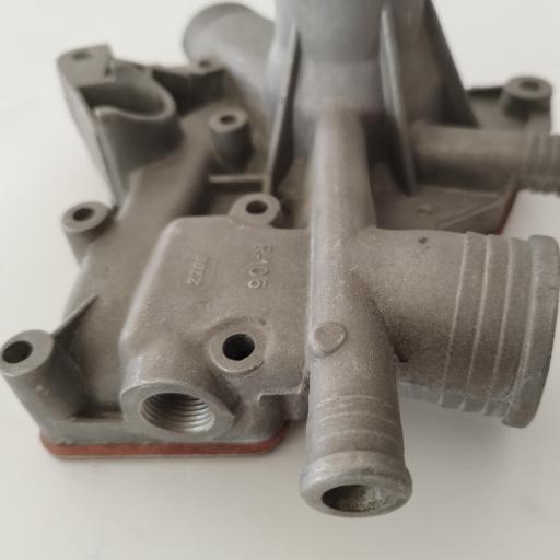 BOMBA DE AGUA RENAULT 4 Y 6 ANTIGUO PRIMERAS SERIES [3]