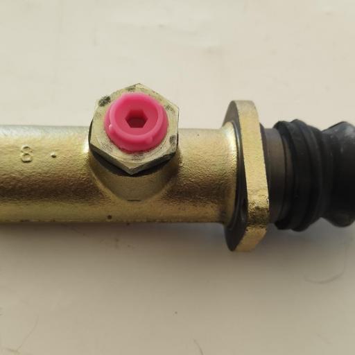 BOMBA FRENOS MERCEDES N1000 F1000 