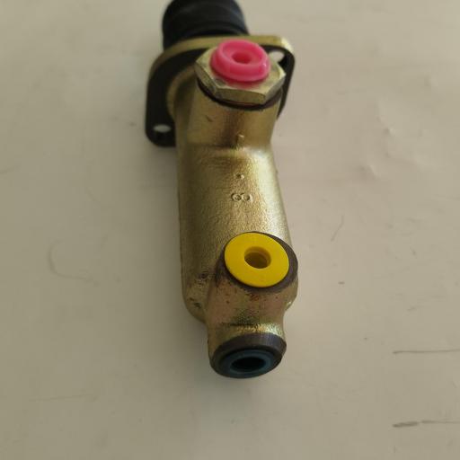 BOMBA FRENOS MERCEDES N1000 F1000  [1]