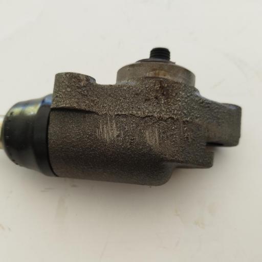 BOMBIN FRENO DELANTERO IZQUIERDO CAMIONES AVIA GA AVIA 5000 [2]