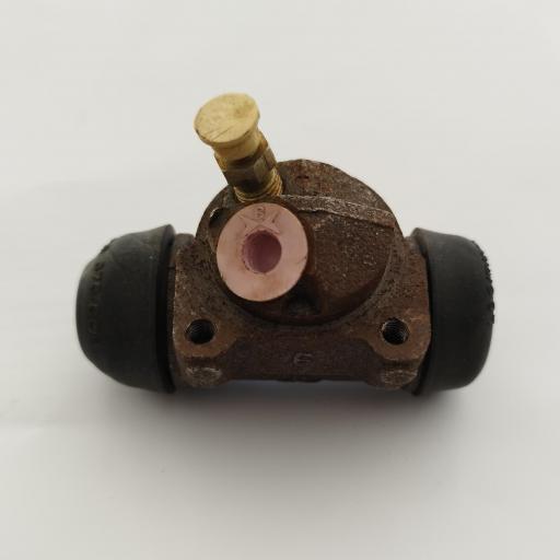 BOMBIN FRENO DELANTERO DERECHO SIMCA 1000 Y 900 [0]