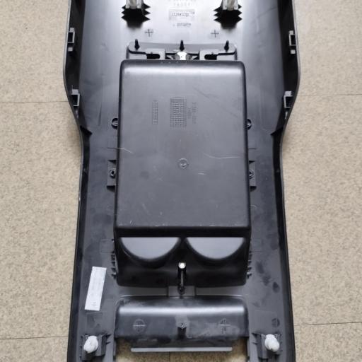 CONSOLA ADAPTABLE A OPEL ZAFIRA B ASIENTO TRASERO  [2]