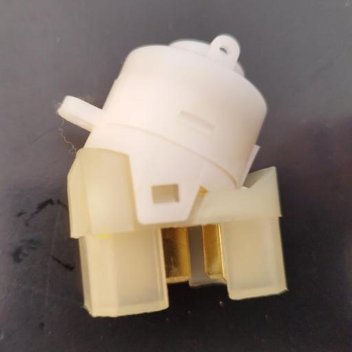 INTERRUPTOR O CONTACTOR ARRANQUE SEAT MARBELLA Y OTROS