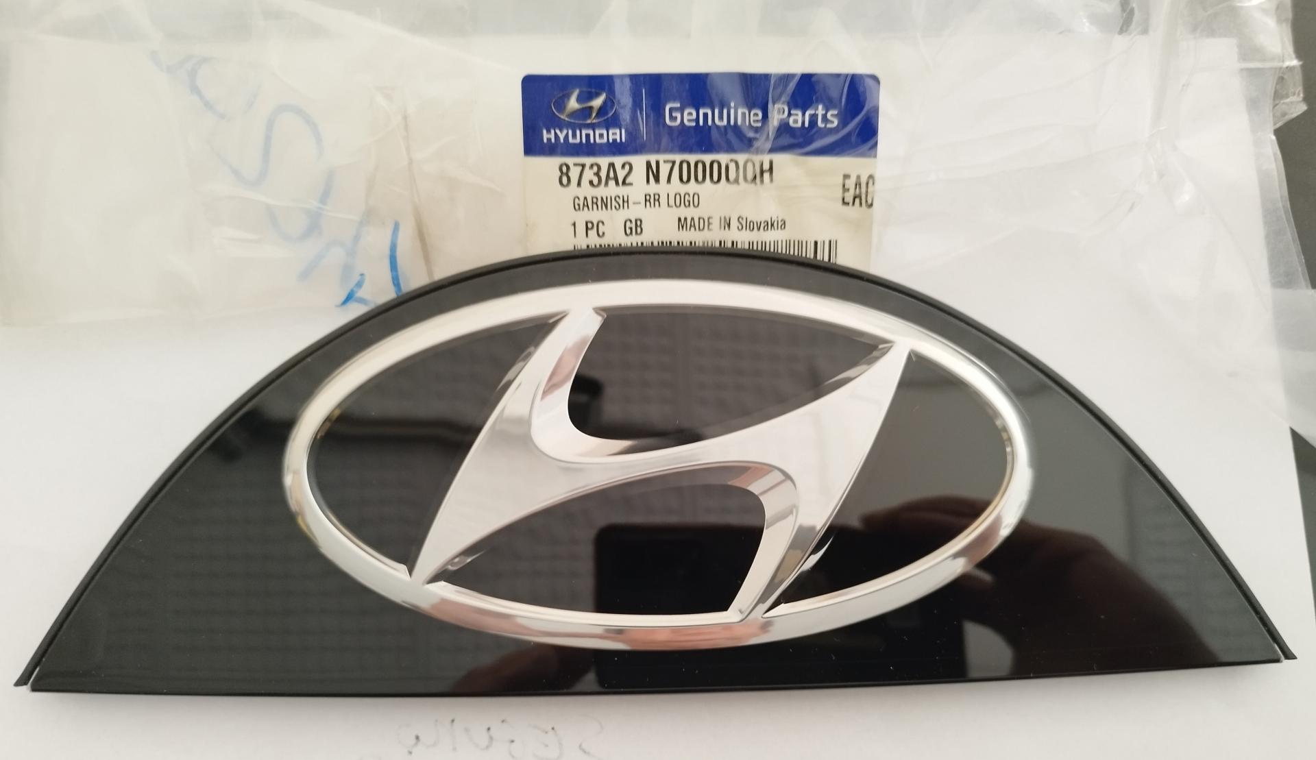 EMBLEMA LUNETA TRASERA HYUNDAI TUCSON