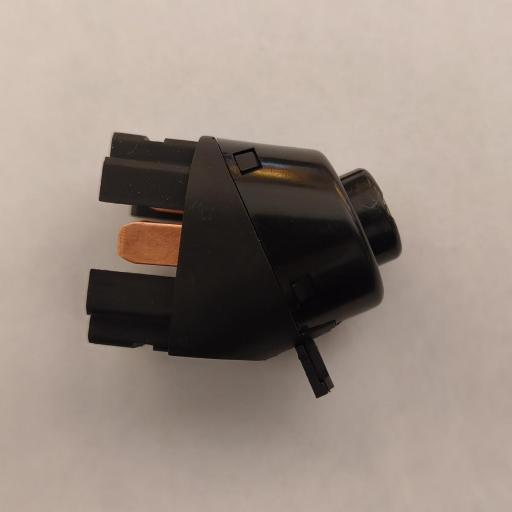 INTERRUPTOR O CONTACTOR ARRANQUE SEAT MARBELLA Y OTROS