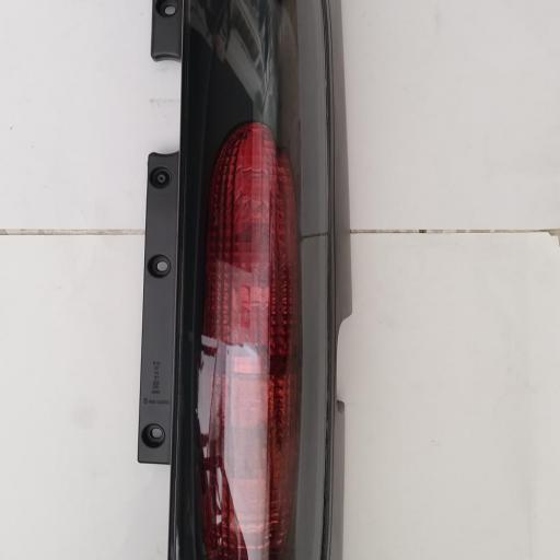 PILOTO TRASERO DERECHO OPEL VIVARO RENAULT TRAFIC NISSAN PRIMASTAR 2001 A 2014 [1]
