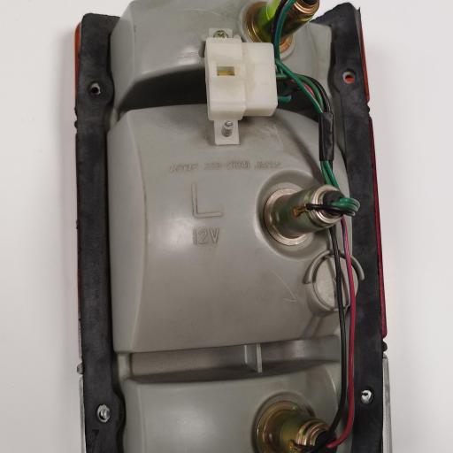 PILOTO TRASERO IZQUIERDO OPEL MIDI [1]