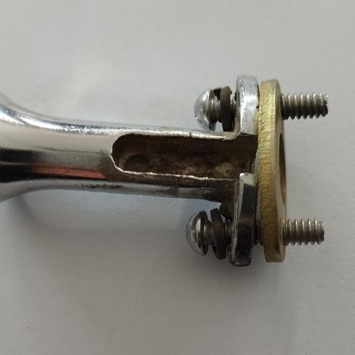 POMO TIRADOR APERTURA INTERIOR SEAT 600 N [1]